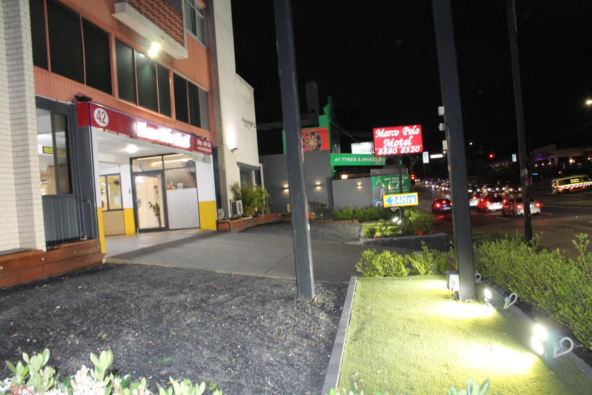 Marco Polo Motor Inn Sydney Hotel Exterior photo